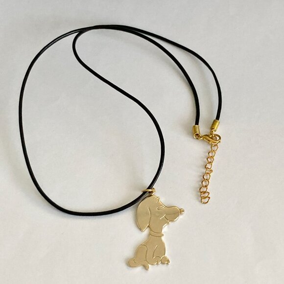 Vintage Snoopy Necklace Pendant Gold Tone Peanuts Cartoon Dangle Dog Peanuts 24" - Picture 10 of 12